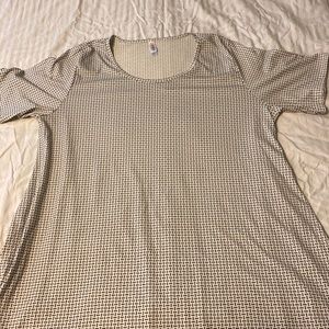Lularoe perfect tee